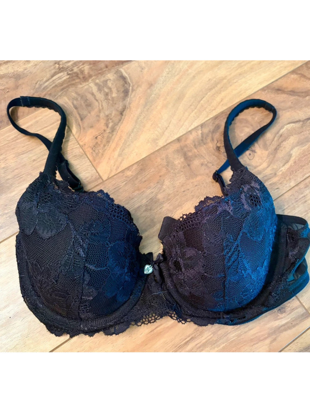 Victoria’s Secret Body by Victoria bra